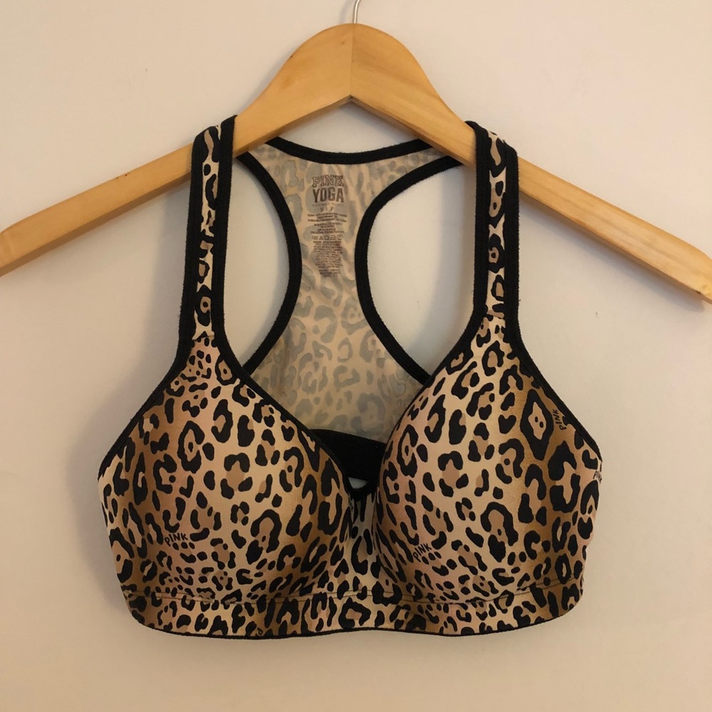 VS Pink sports bra